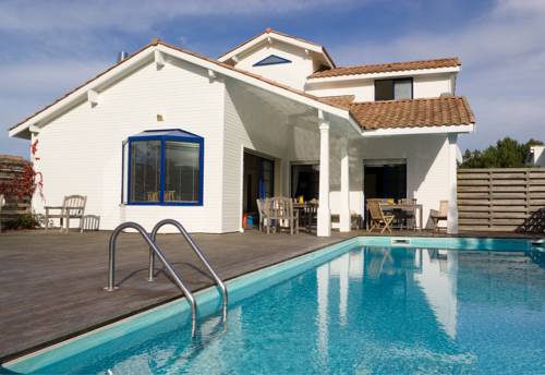 Imagen de la habitación del Madame Vacancesvillas Club Royal Aquitaine. Foto 15