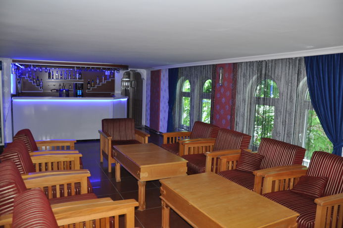 Imagen del bar/restaurante del Madi Hotel Antalya. Foto 7