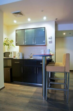 Imagen de la habitación del Madison Hotel Nahariya. Foto 33