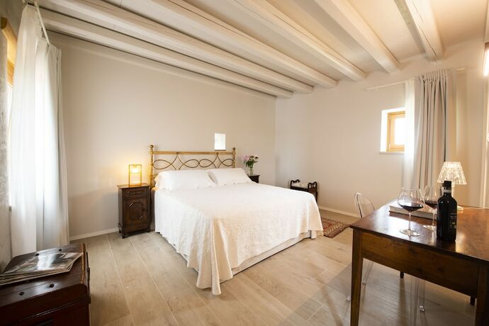 Imagen de la habitación del Magari Estates Hotel. Foto 19