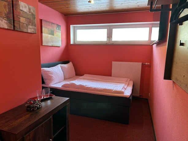 Imagen de la habitación del Maiers Hotel. Foto 19