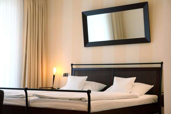 Imagen de la habitación del Maifeld Sport- Und Tagungshotel. Foto 8