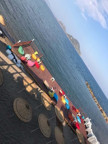 Imagen general del Maira Beach. Foto 4