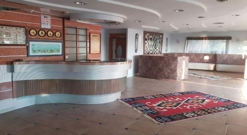 Imagen de los interiores del Maira Beach. Foto 17