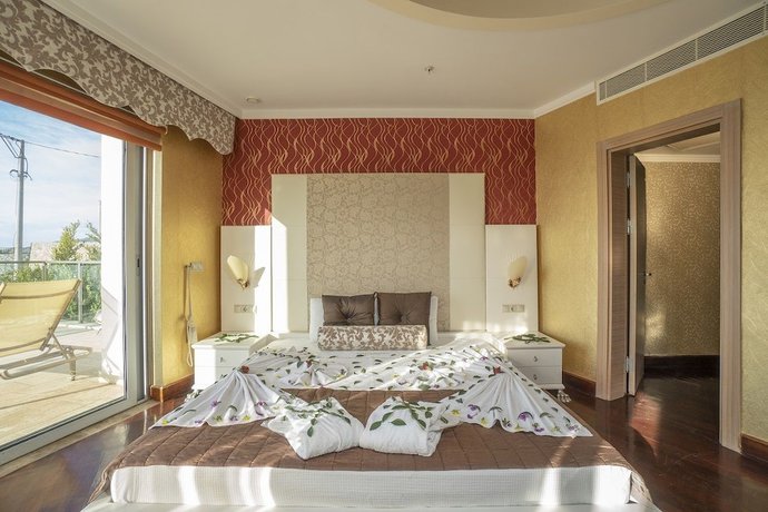 Imagen de la habitación del Maira Deluxe Resort Hotel Bodrum. Foto 2