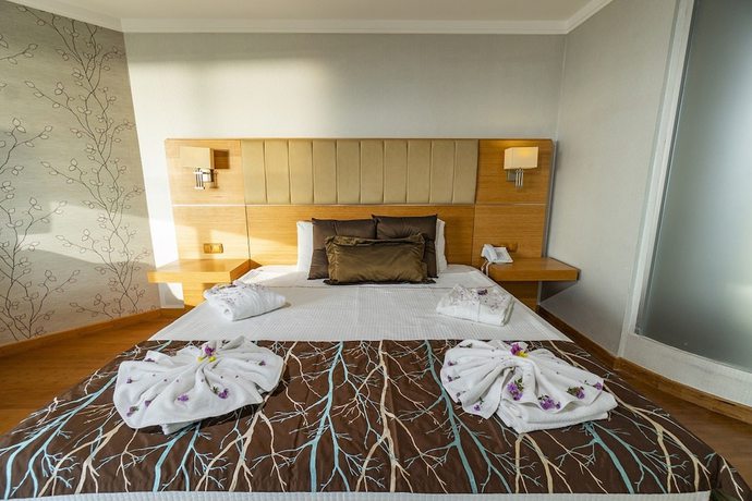 Imagen de la habitación del Maira Deluxe Resort Hotel Bodrum. Foto 8