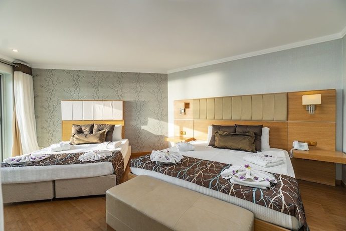 Imagen de la habitación del Maira Deluxe Resort Hotel Bodrum. Foto 16