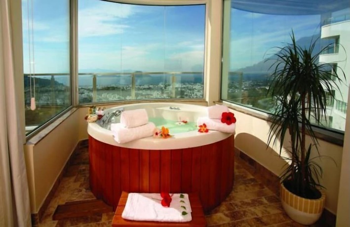 Imagen de la habitación del Maira Deluxe Resort Hotel Bodrum. Foto 19