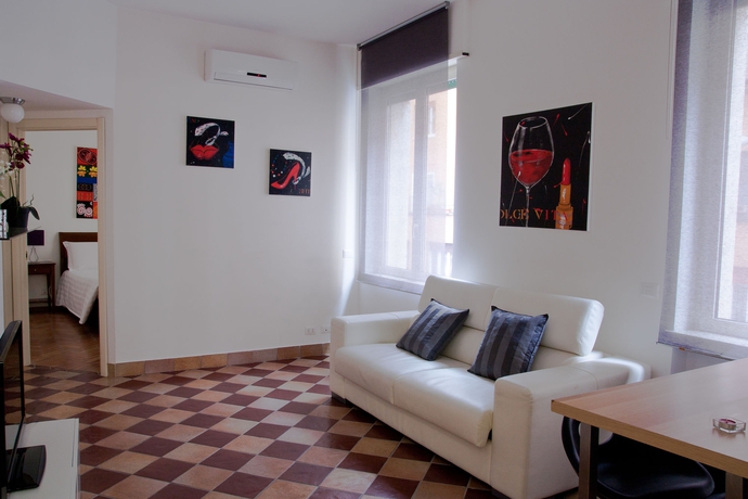 Imagen de los interiores del Maison Re Di Roma. Foto 13