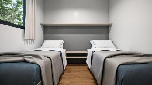 Imagen general del Maistra Camping Koversada Covered Mobile homes. Foto 10