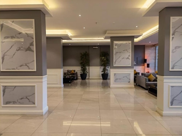 Imagen de los interiores del Makarim Palm Hotel. Foto 18