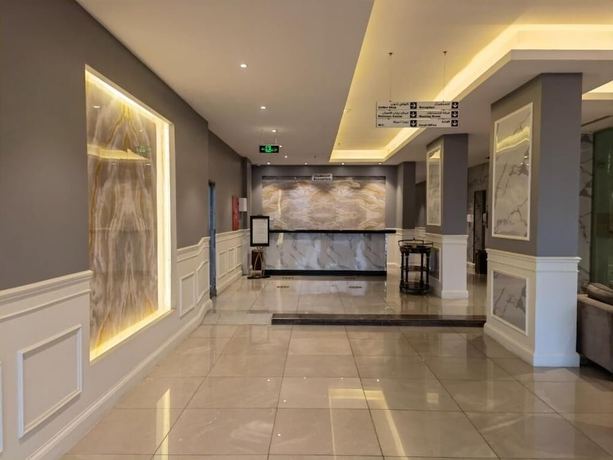 Imagen de los interiores del Makarim Palm Hotel. Foto 19