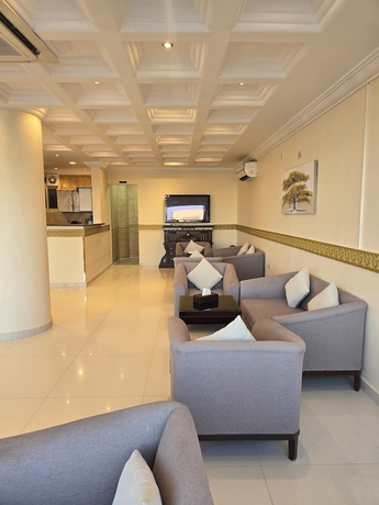Imagen de los interiores del Makarm Najd 2. Foto 12