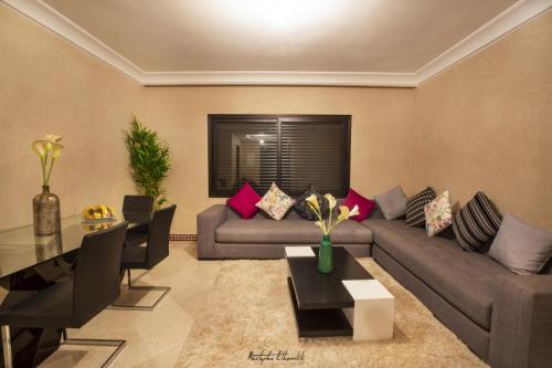 Imagen de la habitación del Malaya Suites and Villas. Foto 7