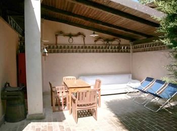 Imagen de los exteriores del Malvarina. Foto 14