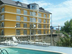 Imagen general del Mandarin. Foto 2