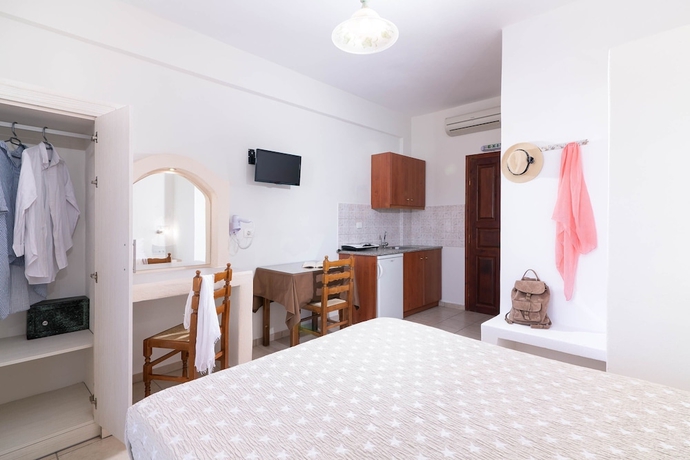 Imagen de la habitación del Mandilaria Studios, Emporio. Foto 5