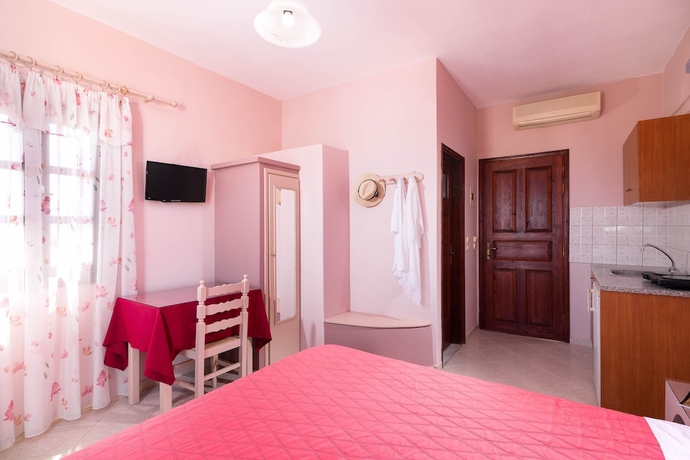 Imagen de la habitación del Mandilaria Studios, Emporio. Foto 16