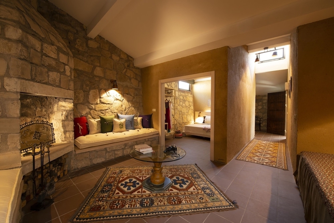 Imagen de la habitación del Manej Urla. Foto 8