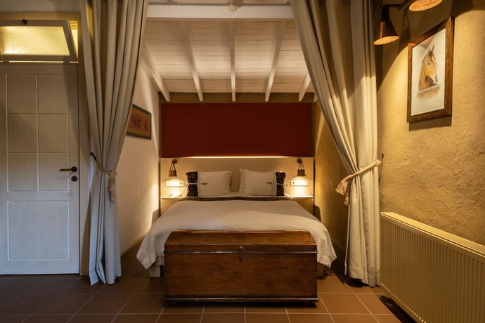 Imagen de la habitación del Manej Urla. Foto 17