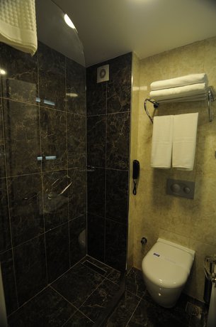 Imagen de la habitación del Manhattan Hotel, Ankara. Foto 3