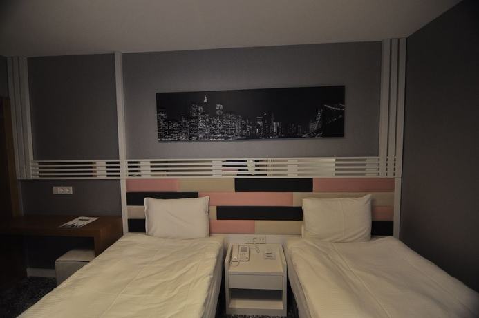 Imagen de la habitación del Manhattan Hotel, Ankara. Foto 9