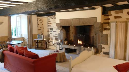 Imagen de la habitación del Manoir De La B&eacute;gaudi&egrave;re. Foto 6