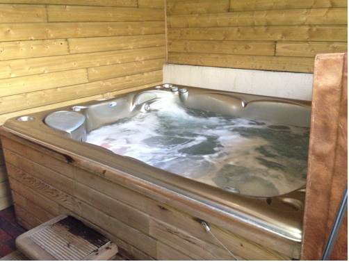 Imagen de la habitación del Manoir Du Parc. Foto 8