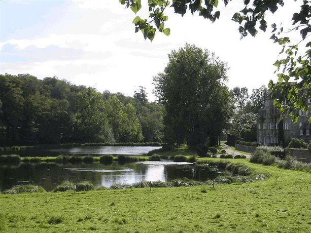 Imagen de los exteriores del Manoir Du Stang. Foto 12