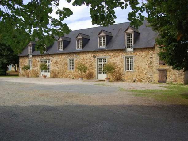Imagen de la habitación del Manoir de Rouess&eacute;. Foto 11