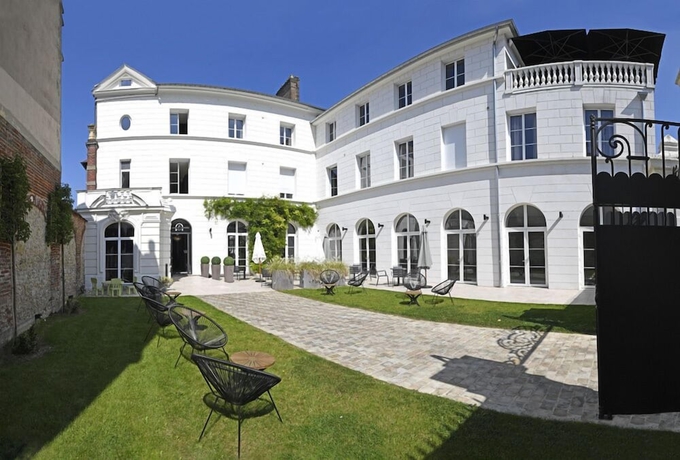 Imagen general del Manoir de l\'Eveche. Foto 1