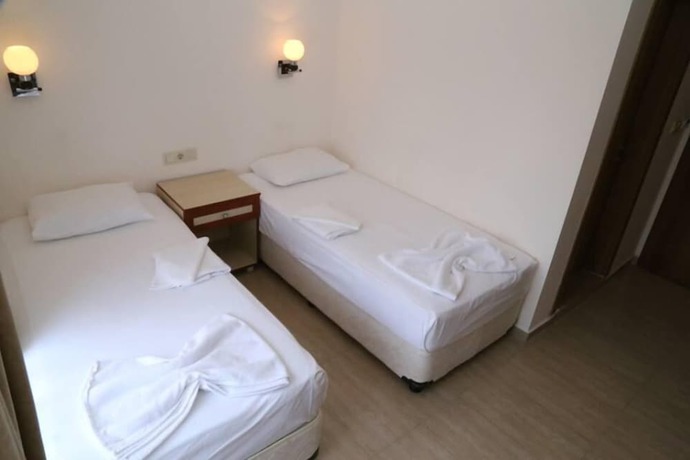 Imagen de la habitación del Manolya Hotel. Foto 11