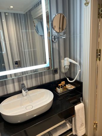 Imagen de la habitación del Manors Hotel. Foto 12