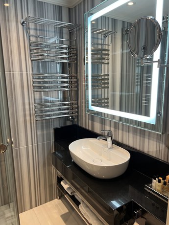 Imagen de la habitación del Manors Hotel. Foto 20