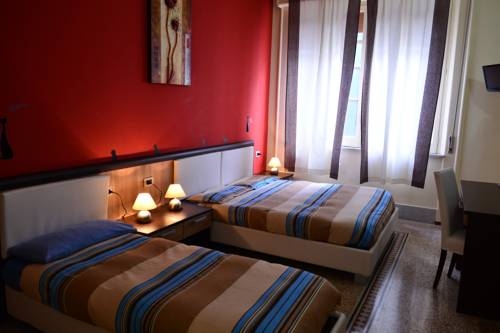 Imagen general del Maqueda Central Suites. Foto 3