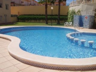 Imagen de la piscina del Marbella Golf. Foto 6