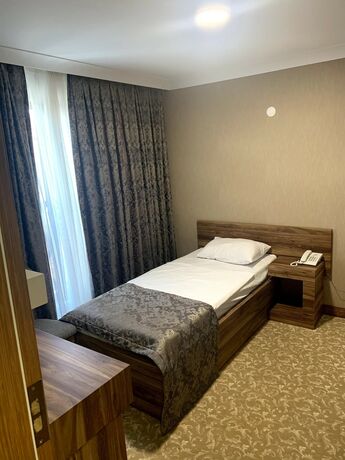 Imagen de la habitación del Marbes Hotel. Foto 18
