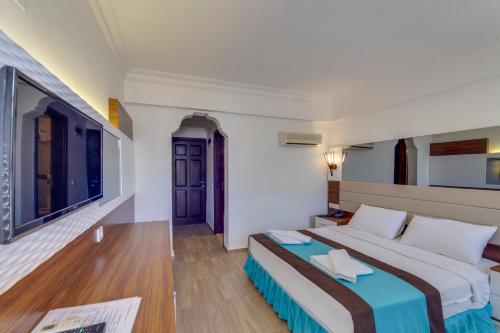 Imagen general del Marcan Beach Hotel. Foto 15