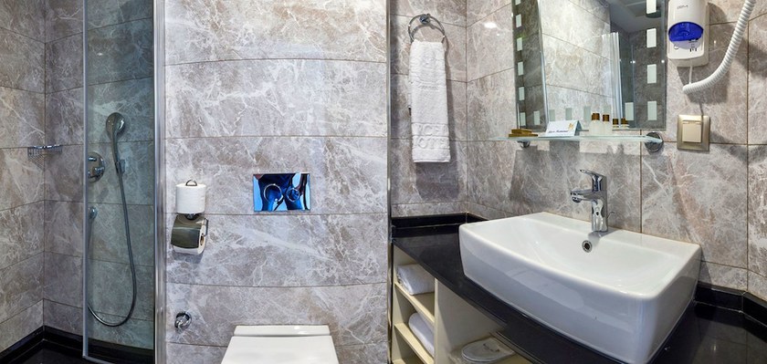 Imagen de la habitación del Marcello Hotel. Foto 9