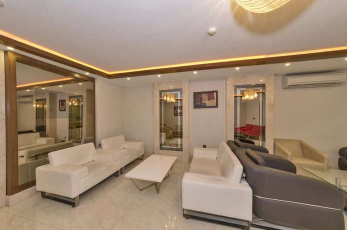 Imagen de los interiores del Marcello Hotel. Foto 17