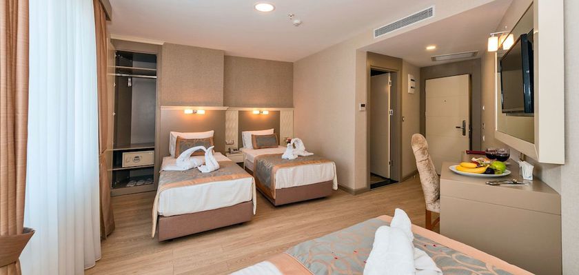 Imagen de la habitación del Marcello Hotel. Foto 11