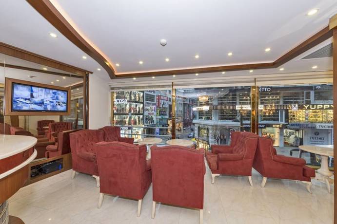 Imagen de los interiores del Marcello Hotel. Foto 18