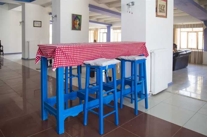 Imagen del bar/restaurante del Mardia Beach Hotel. Foto 3