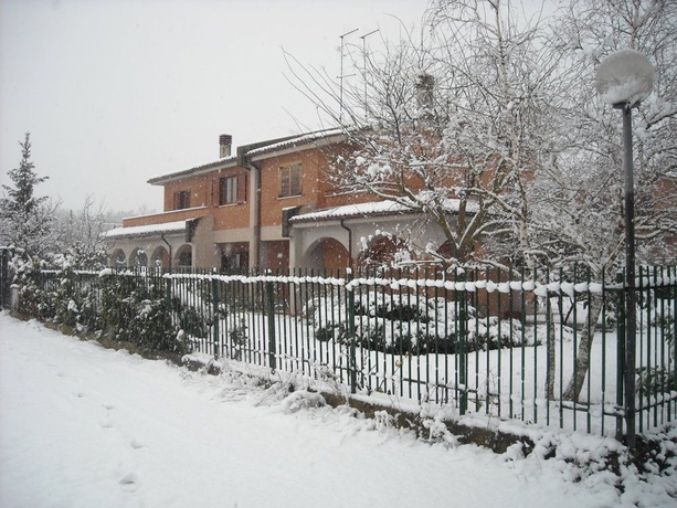 Imagen de los exteriores del Marhaba Campitello. Foto 11