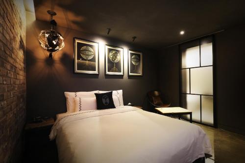 Imagen de la habitación del Mari Hotel. Foto 19