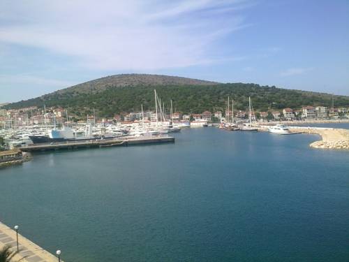 Imagen de la habitación del Marin Hotel, Cesme. Foto 5