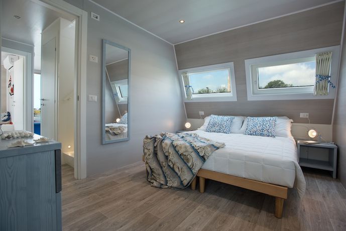 Imagen de la habitación del Marina Azzurra Resort. Foto 3