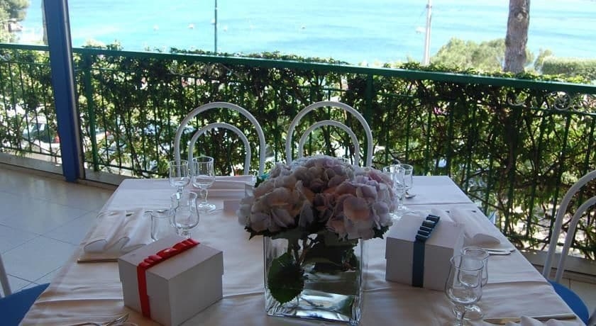 Imagen del bar/restaurante del Marina Del Cantone Chalet. Foto 2