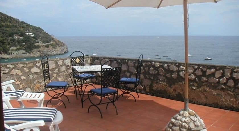 Imagen de los exteriores del Marina Del Cantone Chalet. Foto 16