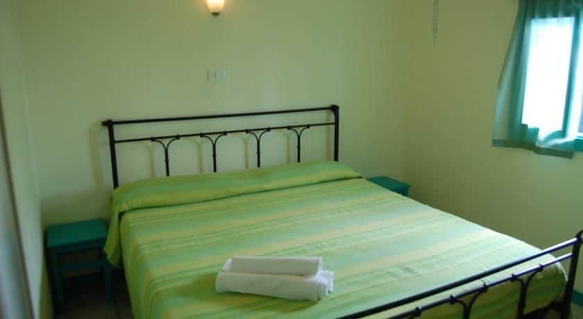 Imagen de la habitación del Marina Del Cantone Chalet. Foto 9